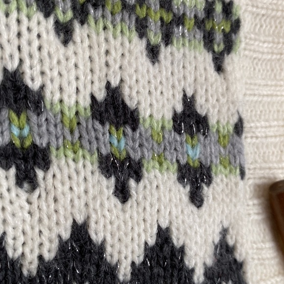 Aeropostale hooded knit cardigan sweater size medium. Ladies. - Picture 8 of 13